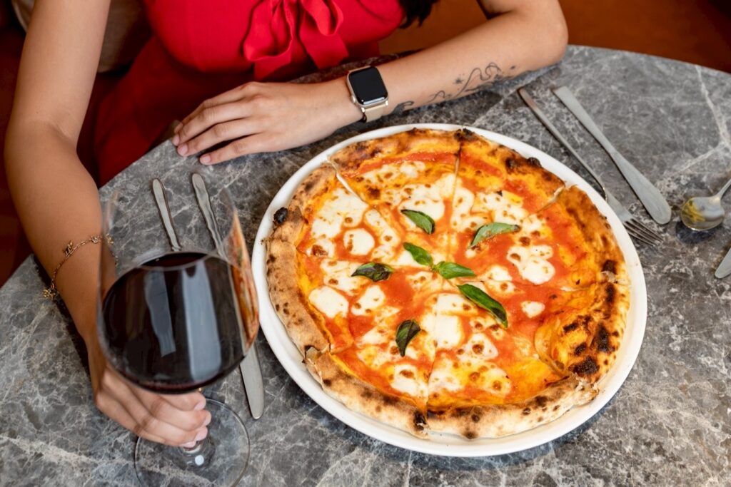 Renaissance Bangkok_LaTavola_Italian Restaurant_Pizza (1)